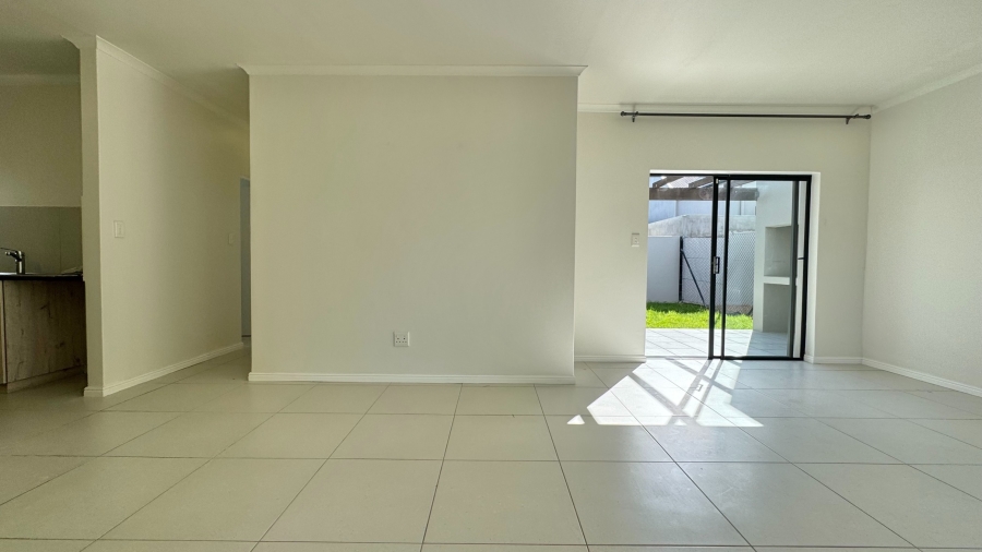 3 Bedroom Property for Sale in Aan de Wijnlanden Western Cape